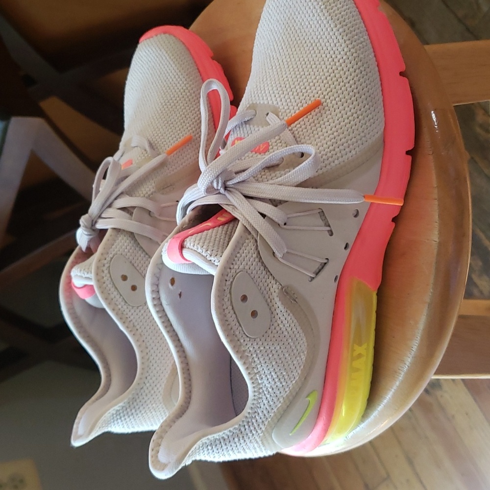 AIRMAX shoes (tennis) colors for the season